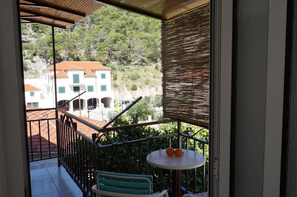 Rooms & Apartments Tepsa - Centre Hvar Town Zewnętrze zdjęcie